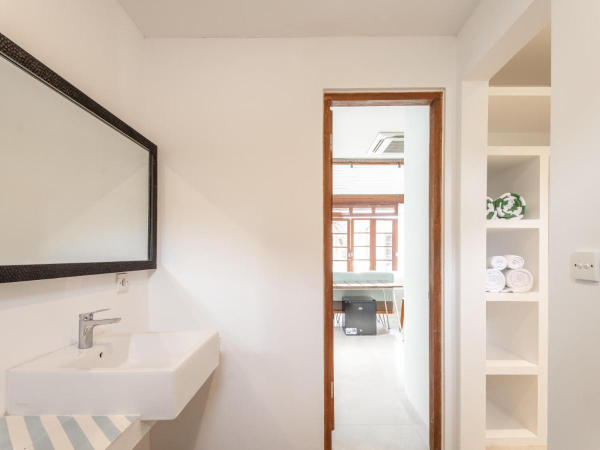 세미냑 Batu Belig Living Managed By Cpm Bali 아파트 외부 사진